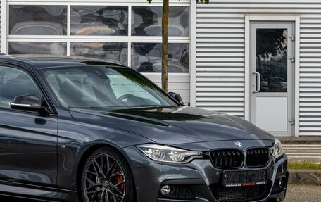BMW 3 серия, 2018 год, 2 095 000 рублей, 28 фотография