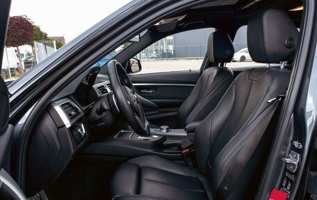 BMW 3 серия, 2018 год, 2 095 000 рублей, 31 фотография