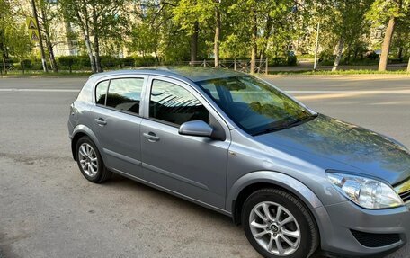 Opel Astra H, 2008 год, 580 000 рублей, 2 фотография