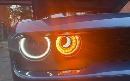 Dodge Challenger III рестайлинг 2, 2020 год, 5 750 000 рублей, 12 фотография
