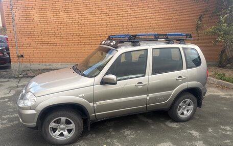 Chevrolet Niva I рестайлинг, 2016 год, 890 000 рублей, 3 фотография