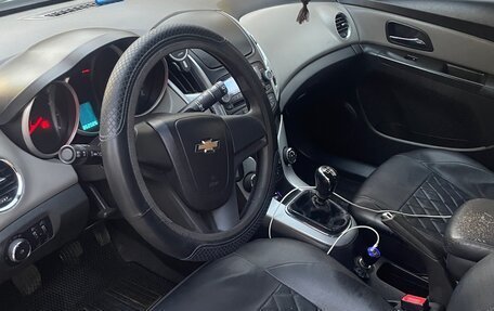 Chevrolet Cruze II, 2013 год, 550 000 рублей, 4 фотография