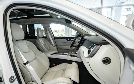 Volvo XC60 II, 2026 год, 9 900 000 рублей, 11 фотография