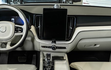 Volvo XC60 II, 2026 год, 9 900 000 рублей, 13 фотография