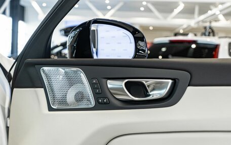 Volvo XC60 II, 2026 год, 9 900 000 рублей, 18 фотография
