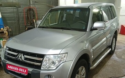 Mitsubishi Pajero IV, 2010 год, 2 000 000 рублей, 1 фотография
