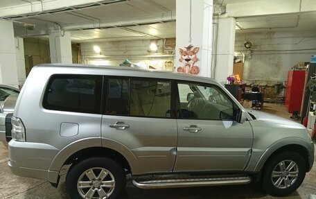 Mitsubishi Pajero IV, 2010 год, 2 000 000 рублей, 5 фотография