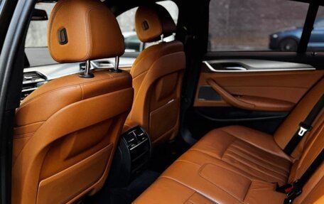 BMW 5 серия, 2018 год, 2 820 000 рублей, 8 фотография