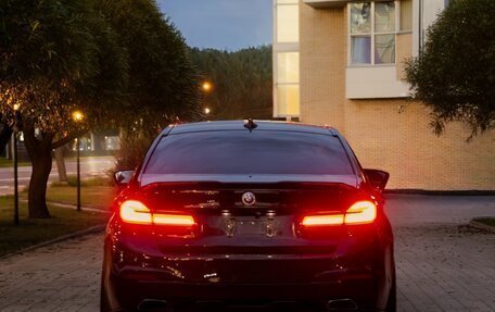 BMW 5 серия, 2018 год, 2 820 000 рублей, 11 фотография