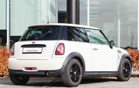 MINI Hatch, 2011 год, 649 000 рублей, 2 фотография