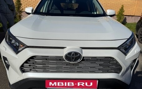 Toyota RAV4, 2020 год, 2 940 000 рублей, 14 фотография