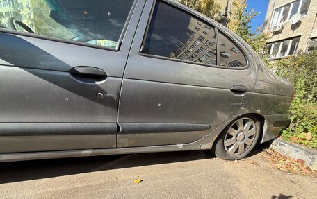 Renault Megane III рестайлинг, 2002 год, 220 000 рублей, 14 фотография