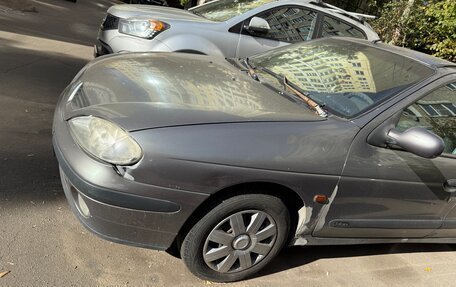 Renault Megane III рестайлинг, 2002 год, 220 000 рублей, 2 фотография
