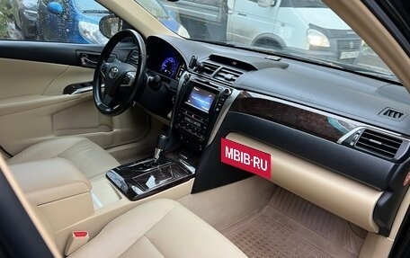 Toyota Camry, 2015 год, 2 300 000 рублей, 8 фотография