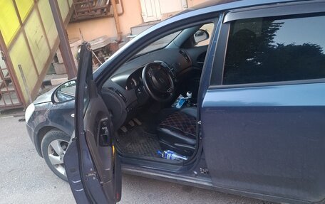KIA cee'd I рестайлинг, 2008 год, 250 000 рублей, 10 фотография