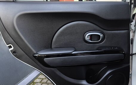 KIA Soul II рестайлинг, 2016 год, 1 499 000 рублей, 11 фотография