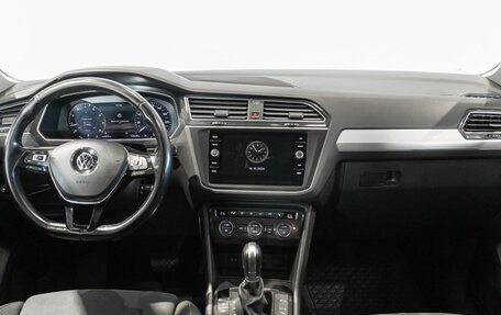 Volkswagen Tiguan II, 2017 год, 2 650 000 рублей, 6 фотография