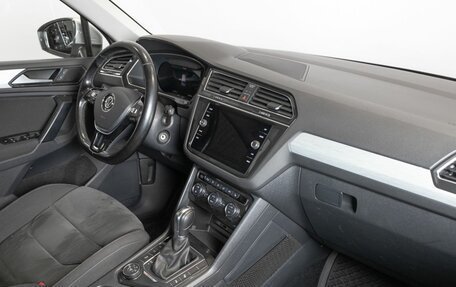 Volkswagen Tiguan II, 2017 год, 2 650 000 рублей, 7 фотография