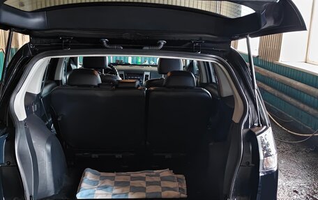 Mitsubishi Outlander III рестайлинг 3, 2010 год, 1 300 000 рублей, 10 фотография