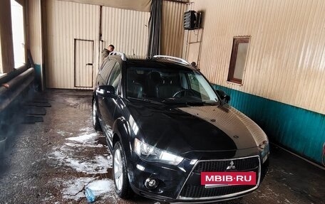 Mitsubishi Outlander III рестайлинг 3, 2010 год, 1 300 000 рублей, 8 фотография