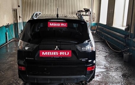 Mitsubishi Outlander III рестайлинг 3, 2010 год, 1 300 000 рублей, 21 фотография
