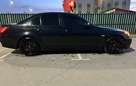 BMW 5 серия, 2008 год, 1 300 000 рублей, 3 фотография