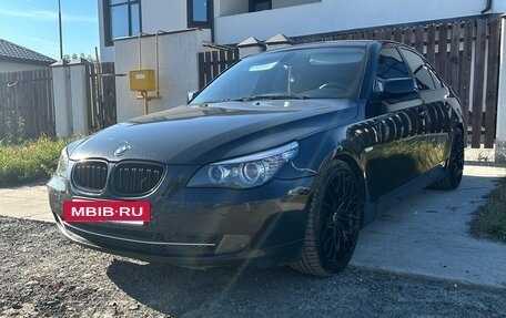 BMW 5 серия, 2008 год, 1 300 000 рублей, 8 фотография