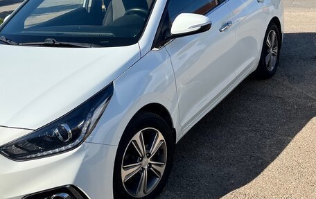 Hyundai Solaris II рестайлинг, 2017 год, 1 270 000 рублей, 4 фотография