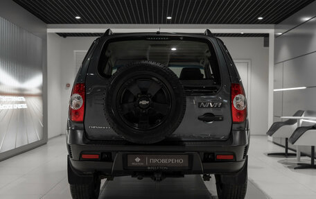 Chevrolet Niva I рестайлинг, 2016 год, 730 000 рублей, 6 фотография