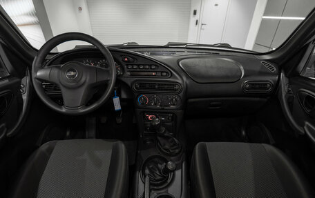 Chevrolet Niva I рестайлинг, 2016 год, 730 000 рублей, 8 фотография