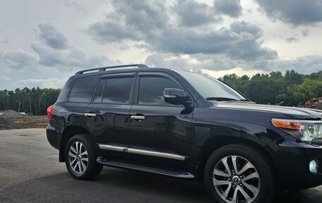 Toyota Land Cruiser 200 рестайлинг 2, 2013 год, 6 500 000 рублей, 10 фотография