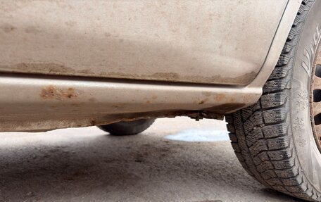 Toyota Raum I, 2000 год, 350 000 рублей, 11 фотография