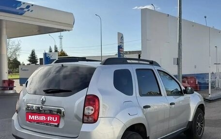 Renault Duster I рестайлинг, 2014 год, 850 000 рублей, 2 фотография