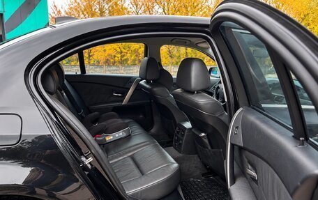 BMW 5 серия, 2006 год, 900 000 рублей, 4 фотография