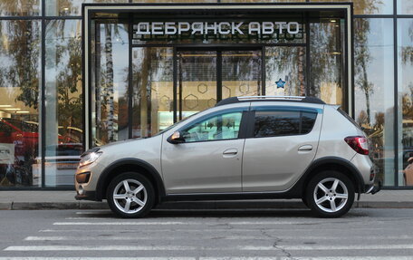 Renault Sandero II рестайлинг, 2016 год, 930 000 рублей, 2 фотография