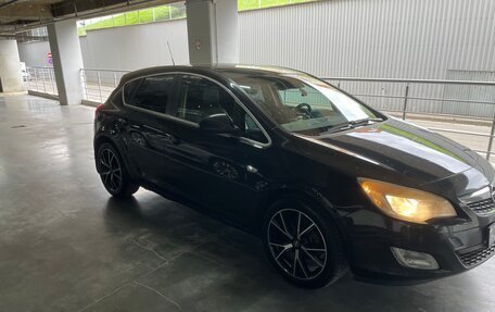 Opel Astra J, 2011 год, 460 000 рублей, 3 фотография