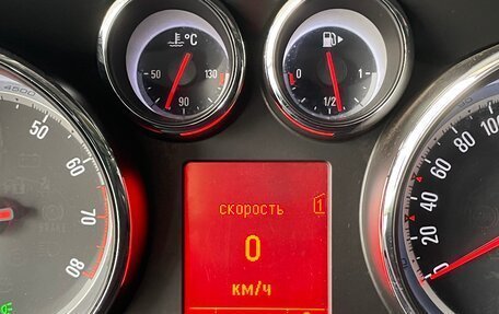 Opel Astra J, 2011 год, 460 000 рублей, 9 фотография
