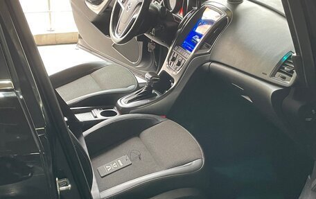 Opel Astra J, 2011 год, 460 000 рублей, 11 фотография