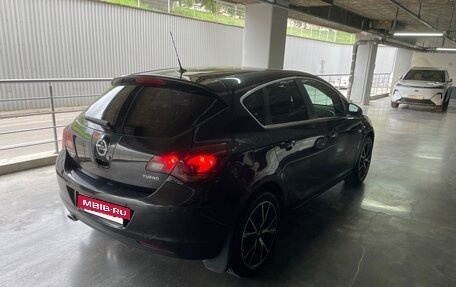 Opel Astra J, 2011 год, 460 000 рублей, 4 фотография