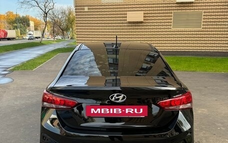 Hyundai Solaris II рестайлинг, 2018 год, 1 300 000 рублей, 6 фотография