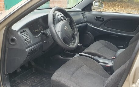 Hyundai Sonata IV рестайлинг, 2005 год, 230 000 рублей, 4 фотография
