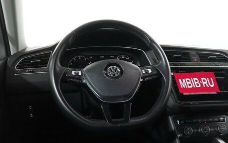 Volkswagen Tiguan II, 2018 год, 3 450 000 рублей, 19 фотография