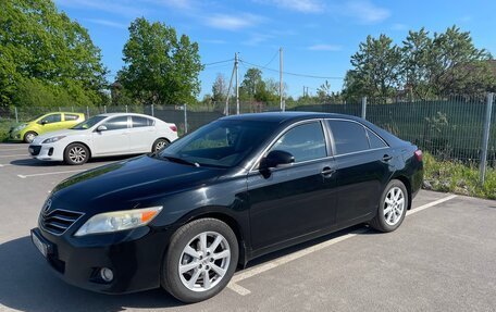 Toyota Camry, 2010 год, 830 000 рублей, 1 фотография