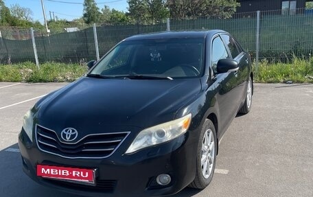 Toyota Camry, 2010 год, 830 000 рублей, 2 фотография