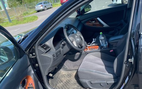 Toyota Camry, 2010 год, 830 000 рублей, 6 фотография