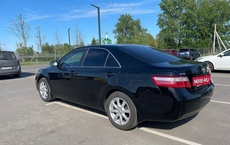 Toyota Camry, 2010 год, 830 000 рублей, 3 фотография