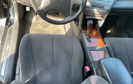 Toyota Camry, 2010 год, 830 000 рублей, 14 фотография