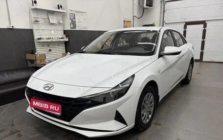 Hyundai Elantra, 2022 год, 1 900 000 рублей, 1 фотография