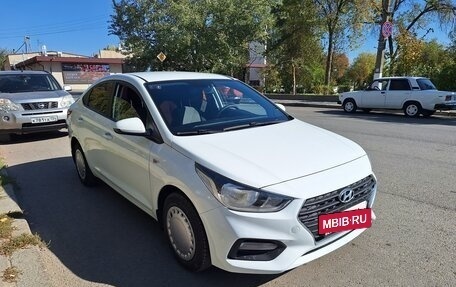Hyundai Solaris II рестайлинг, 2017 год, 1 190 000 рублей, 2 фотография