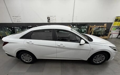 Hyundai Elantra, 2022 год, 1 900 000 рублей, 7 фотография